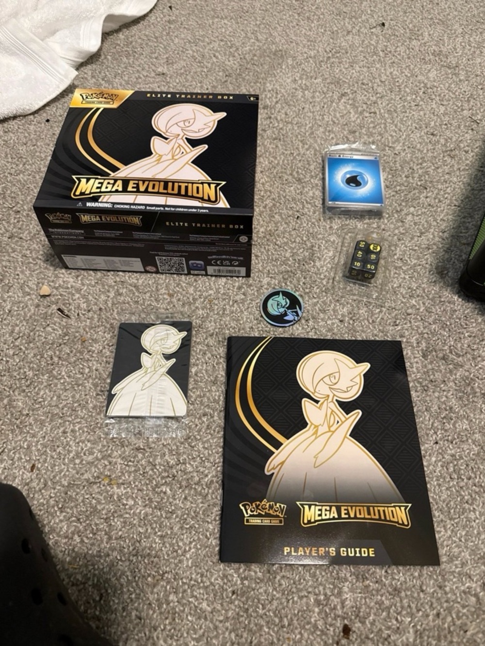 Pokémon Mega Evolution Elite Trainer Box - Black & Gold (empty and accessories)